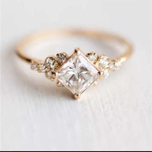 18K Gold plated diamond ring - Picture 4 of 5